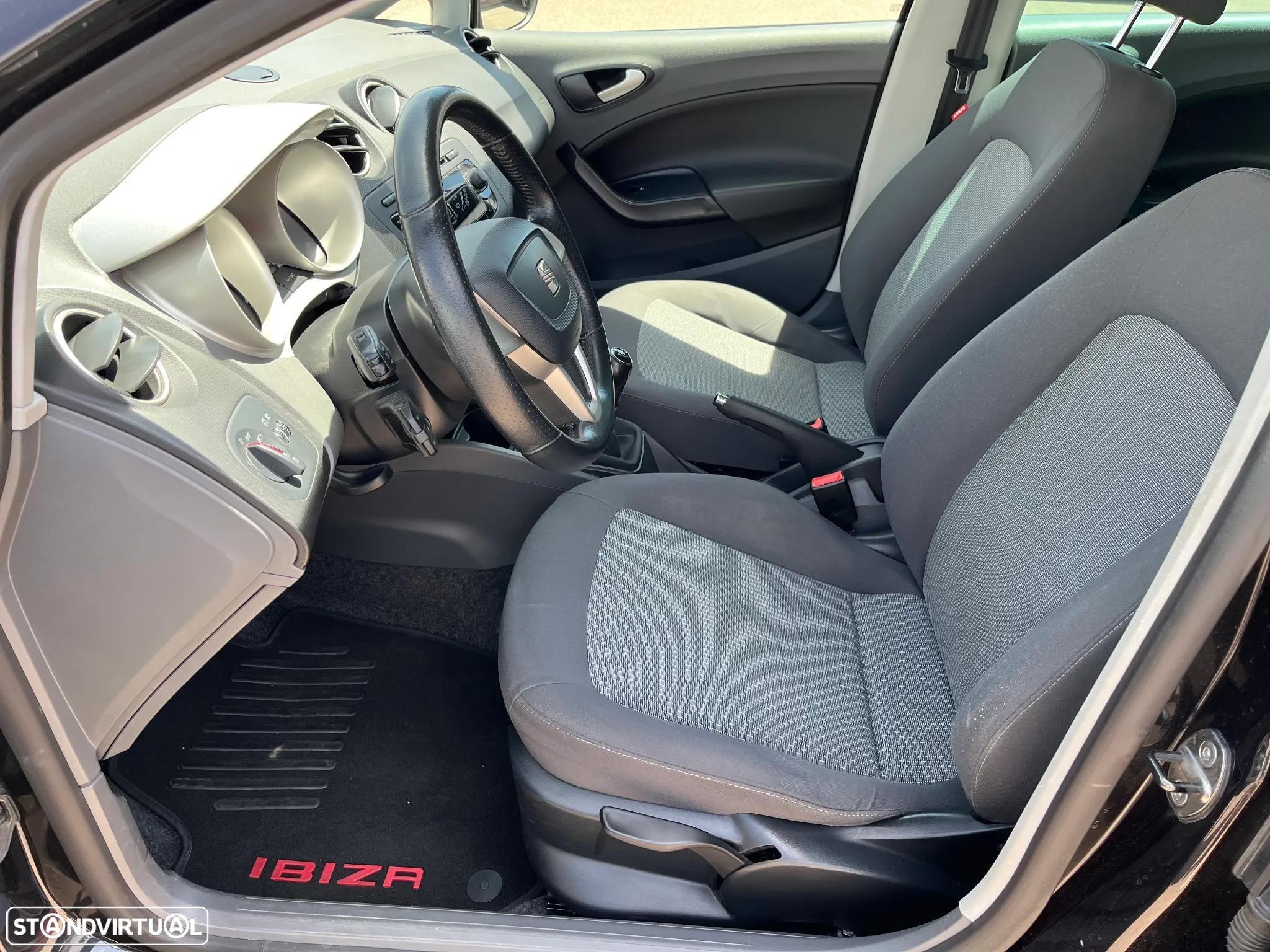 SEAT Ibiza ST 1.6 TDI Style DPF - 9