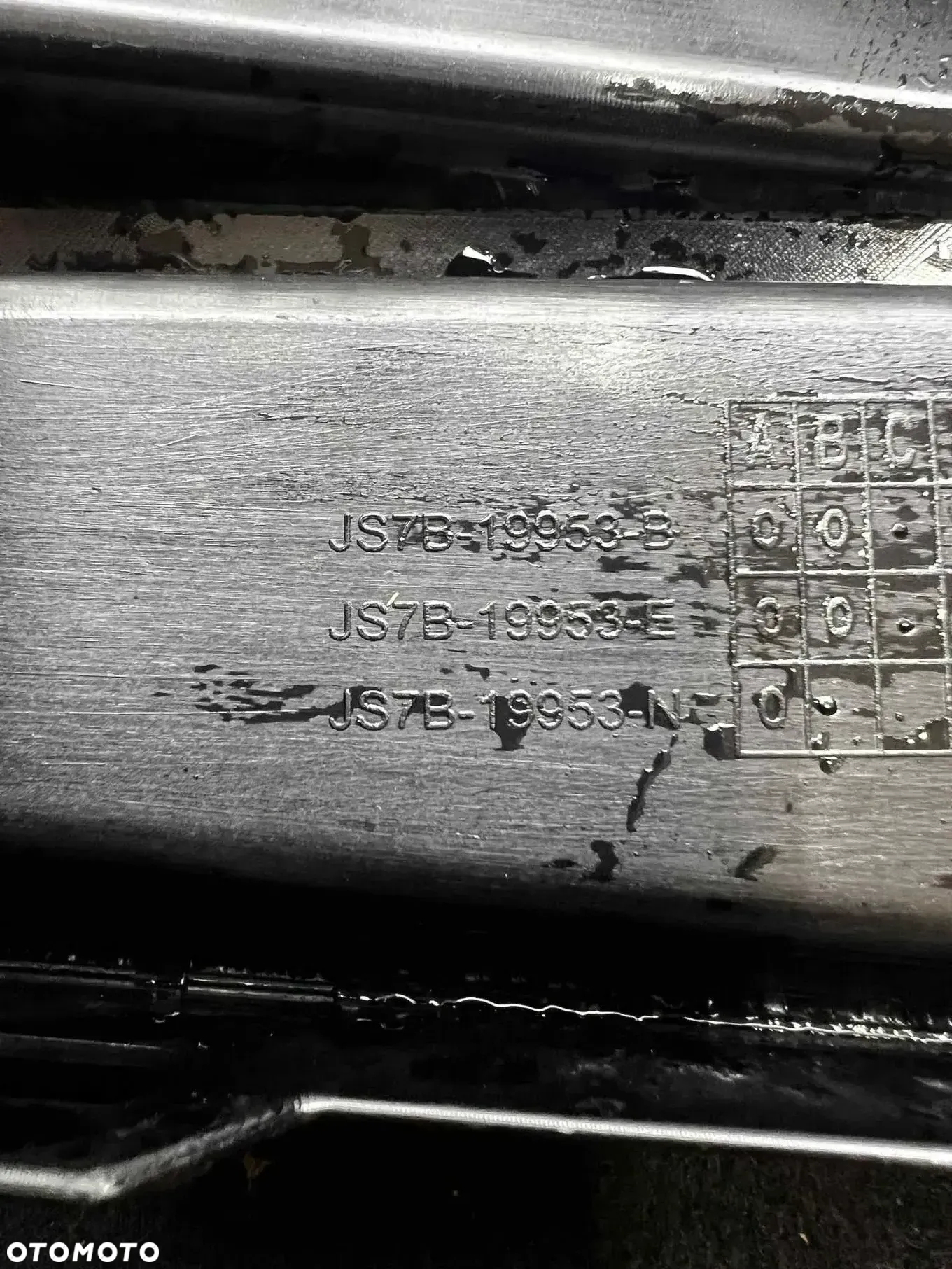 Ford Mondeo MK5 - RAMKA HALOGENU - KRATKA Zderzaka Lewa/Prawa - JS7B19952, JS7B19953, DS7319953 - 10
