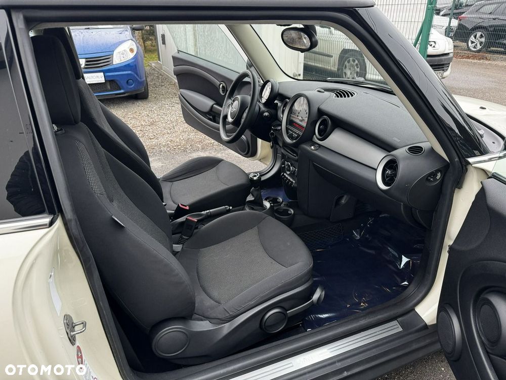 MINI Cooper - 11