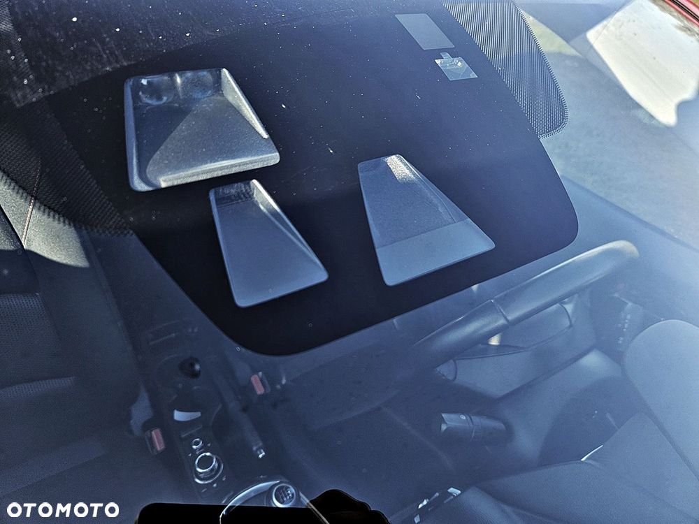 Mazda 2 SKYACTIV-D 105 Exclusive-Line - 14