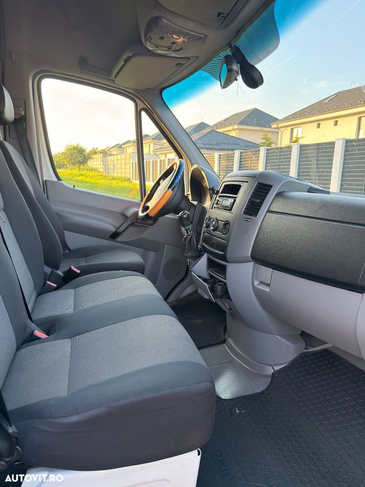 Volkswagen Crafter Maxi, punte dubla, 5 foi arc - 4