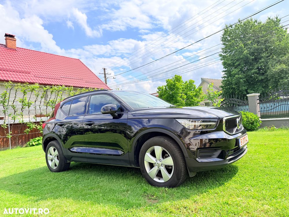Volvo XC 40 T2 Plus Dark - 2
