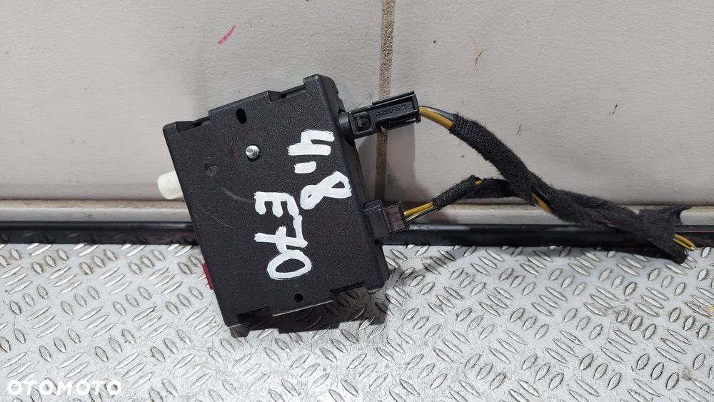 WZMACNIACZ ANTENOWY BMW X5 E70 4,8i R2007 NR 9141491 - 2