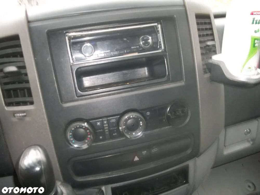 Mercedes-Benz Sprinter - 8