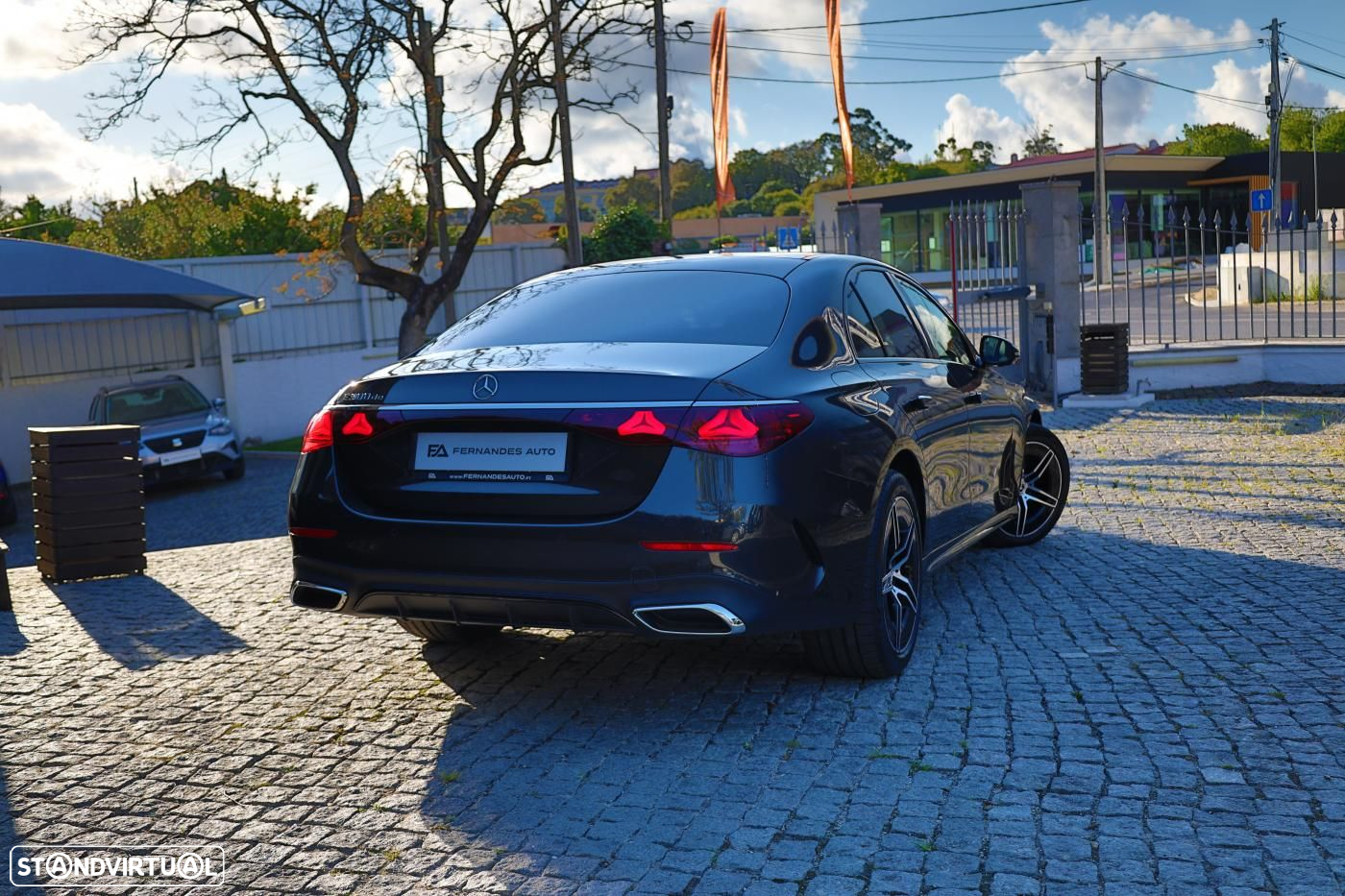 Mercedes-Benz E 300 de Exclusive Line 4Matic - 2