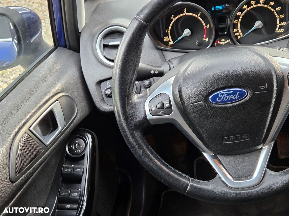 Ford Fiesta 1.6 TDCI Titanium - 13