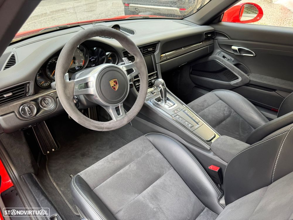 Porsche 911 (991) GT3 - 2