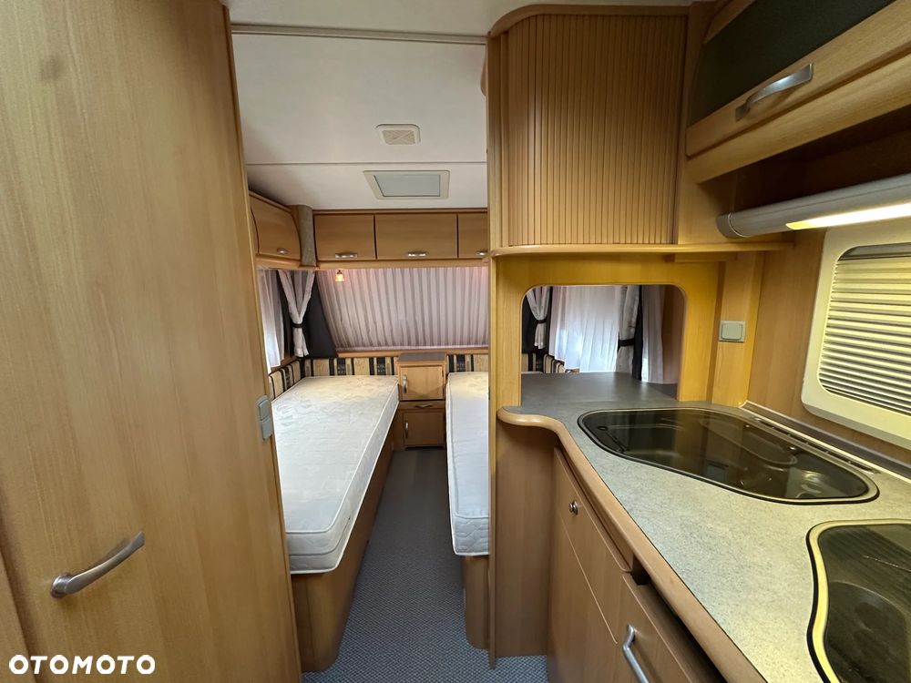 TEC 430 TRAVEL KING z napędem i przedsionkiem Isabella. - 28