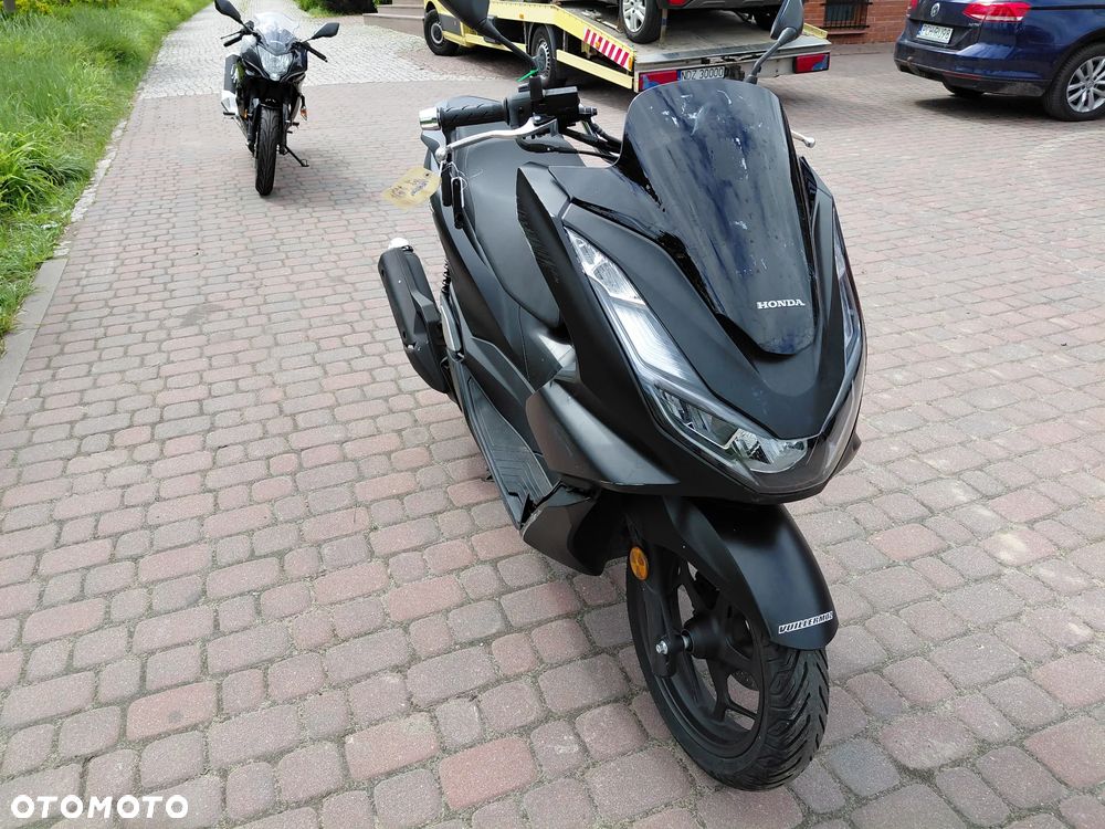 Honda PCX - 9