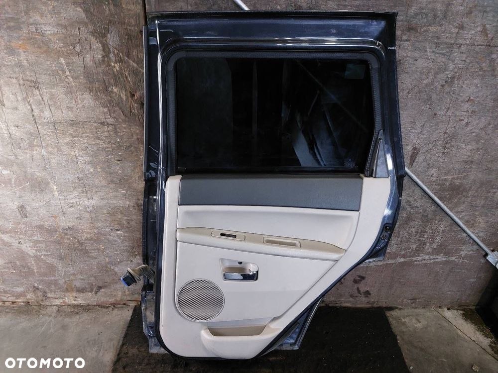 DRZWI KOMPLETNE PRAWY TYŁ JEEP GRAND CHEROKEE WK PSW-DARKCARBON PEARL COAT - 3