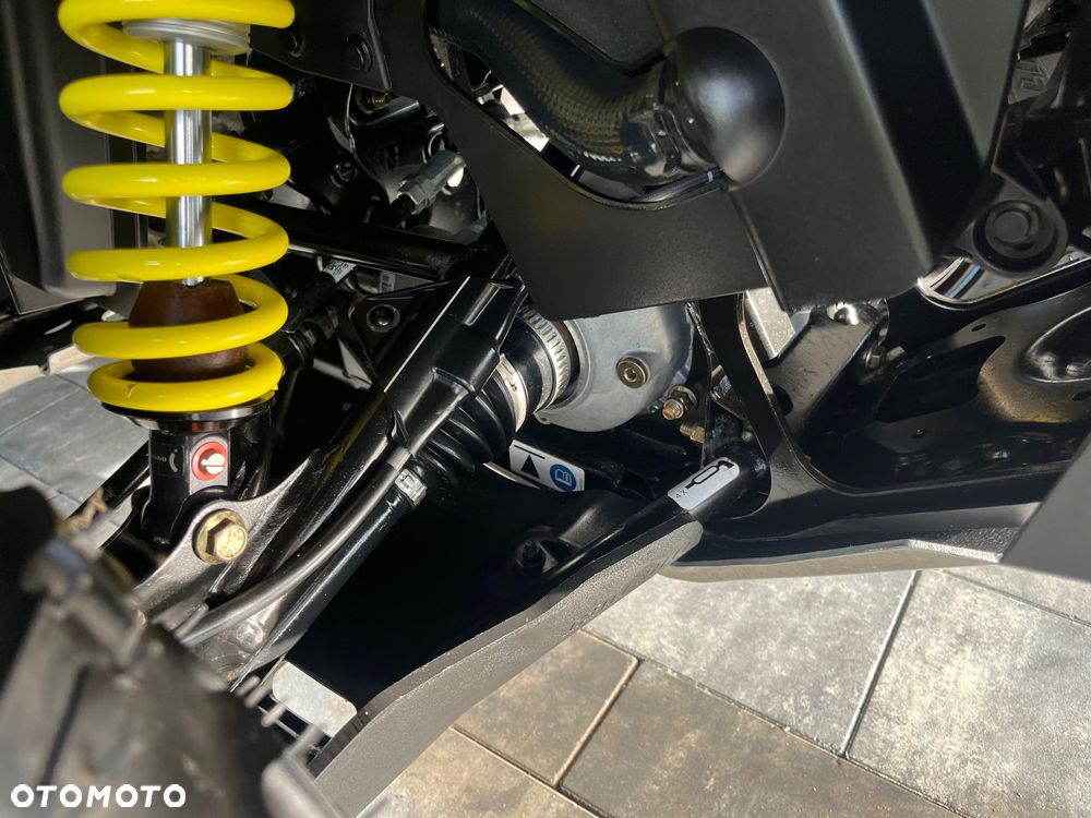 Can-Am Outlander Max - 25