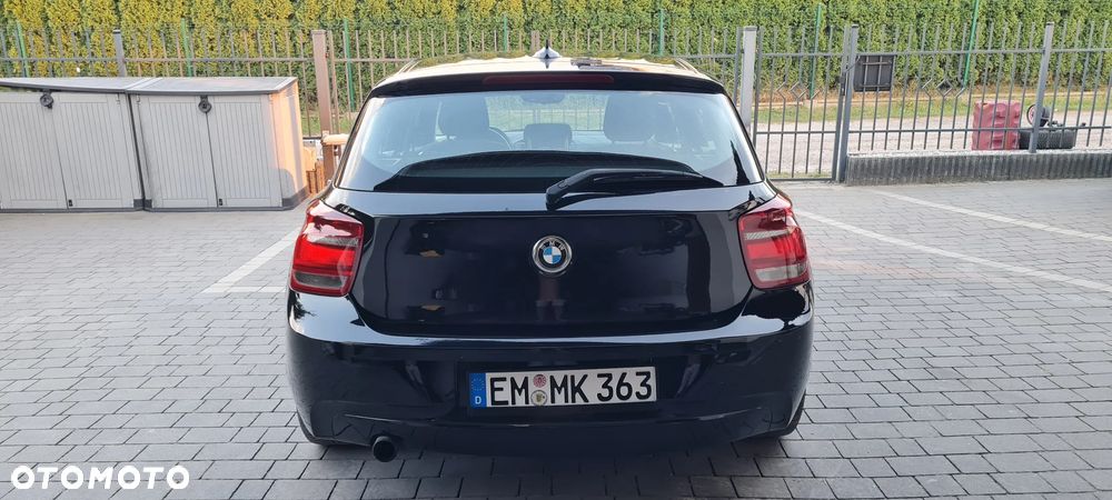 BMW Seria 1 116i - 10