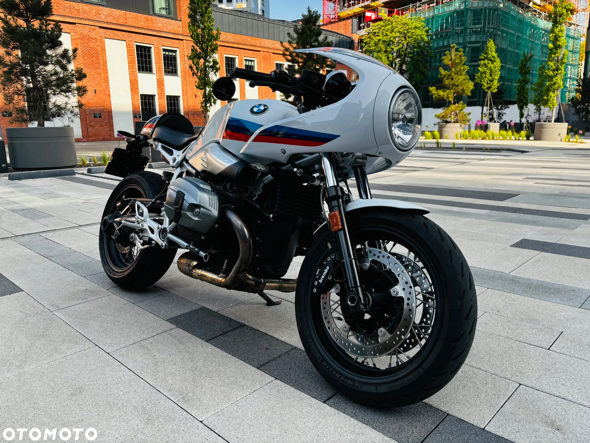 BMW R - 4