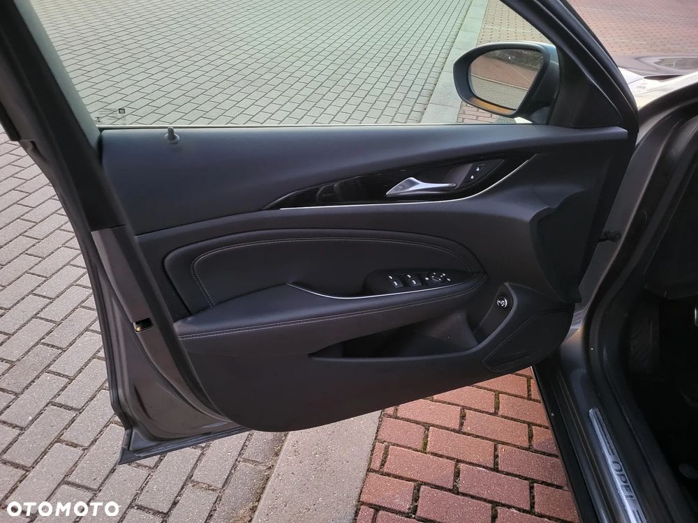 Opel Insignia 2.0 Exclusive - 21