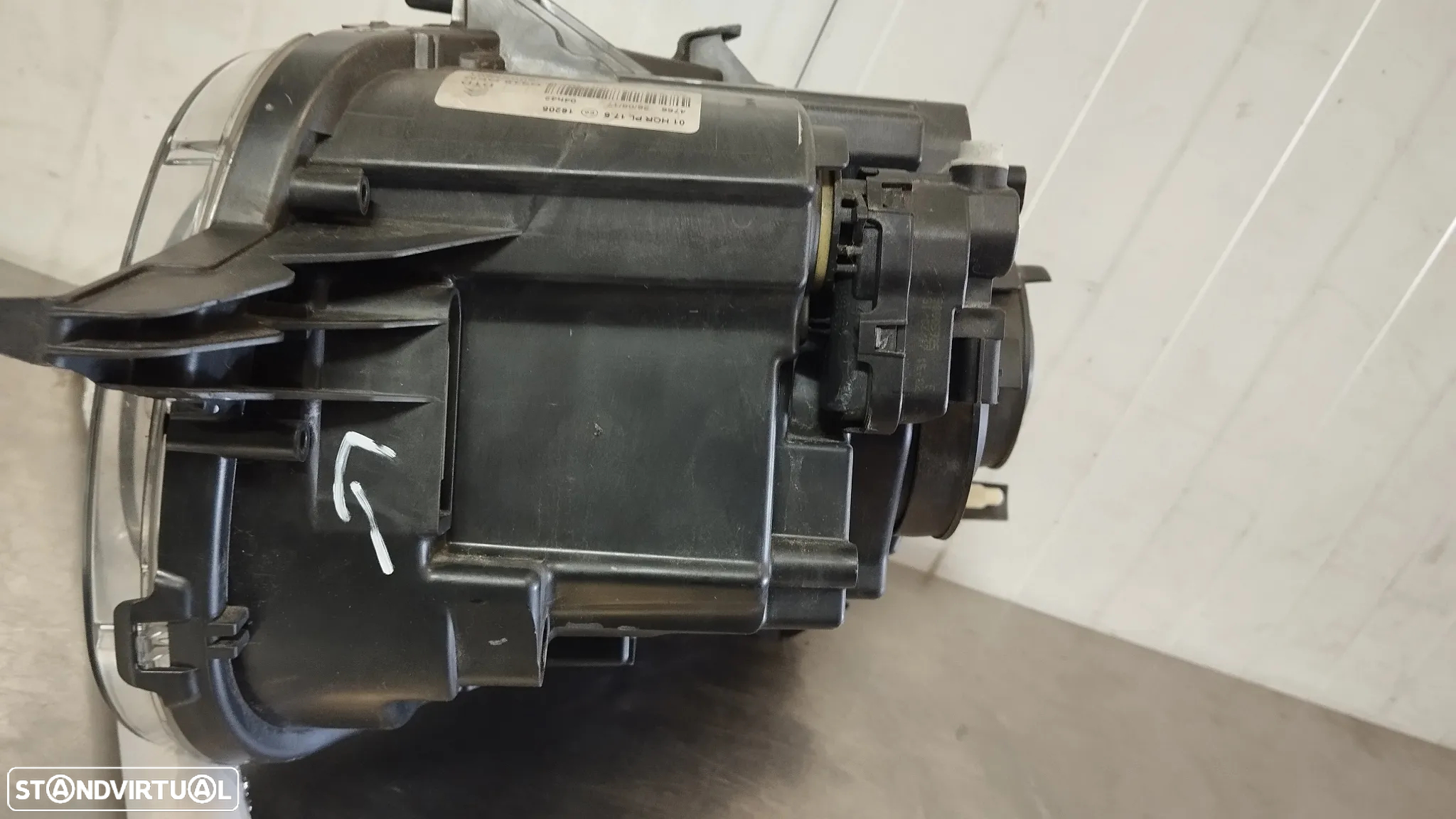 ÓTICA / FAROL CITROEN C3 III - DIREITO - 2016-> REF- 982005928 (APOIOS PARTIDOS) - 6