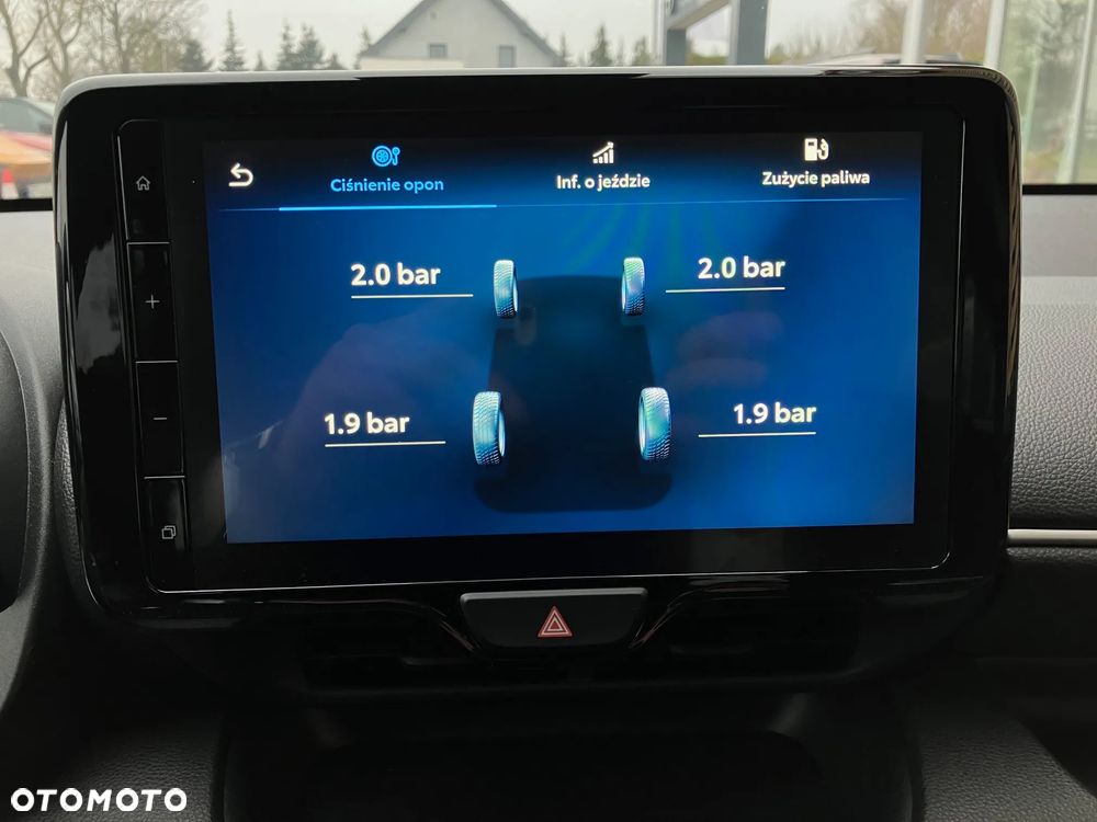 Toyota Yaris 1.5 Comfort - 20