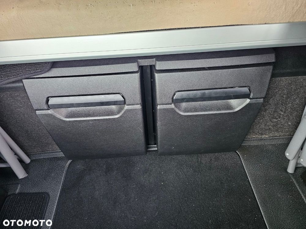 Mercedes-Benz ACTROS - 16