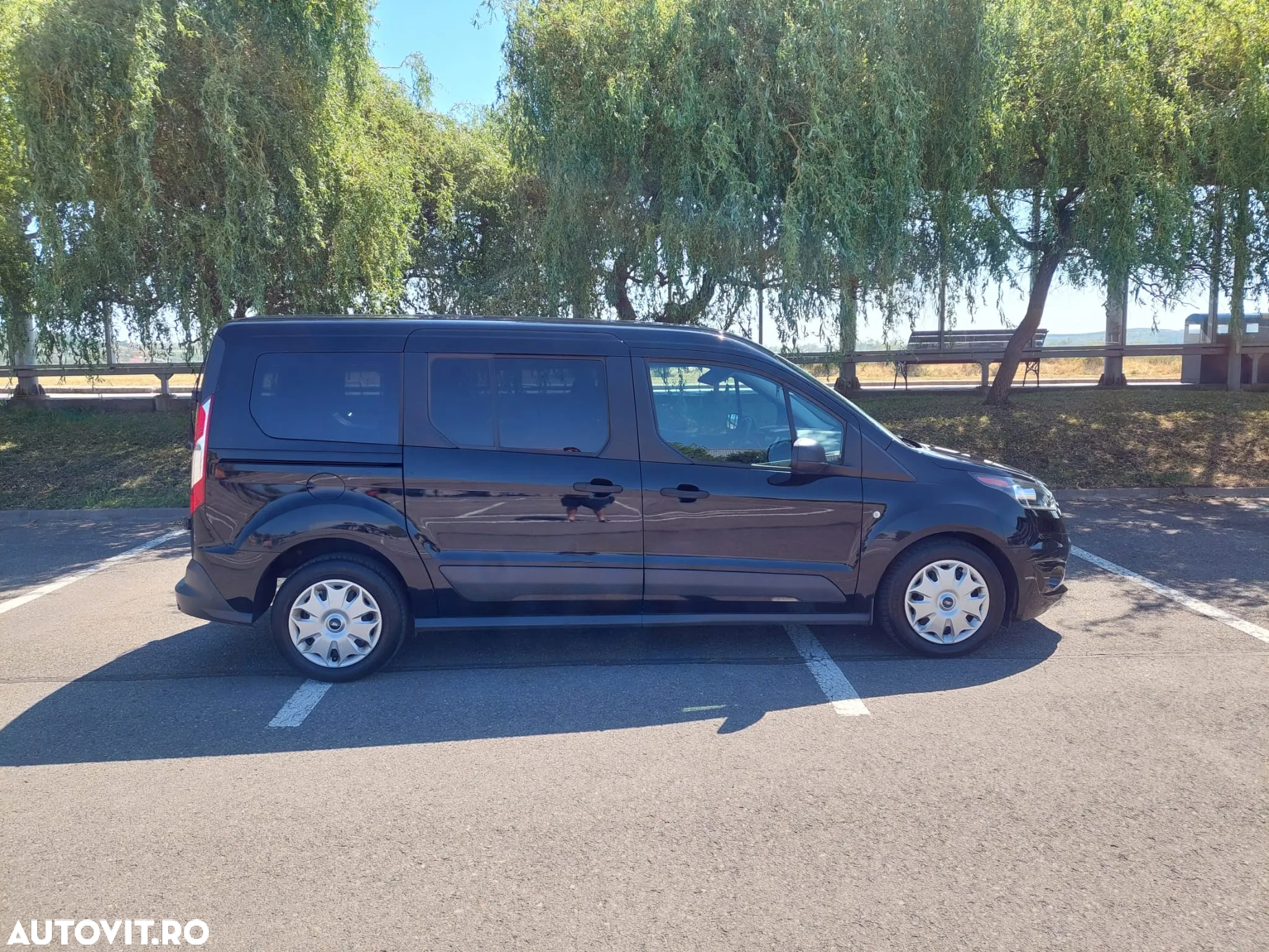 Ford Transit Connect 1.5 EcoBlue 120CP 8AT Kombi Commercial L2 Active - 24