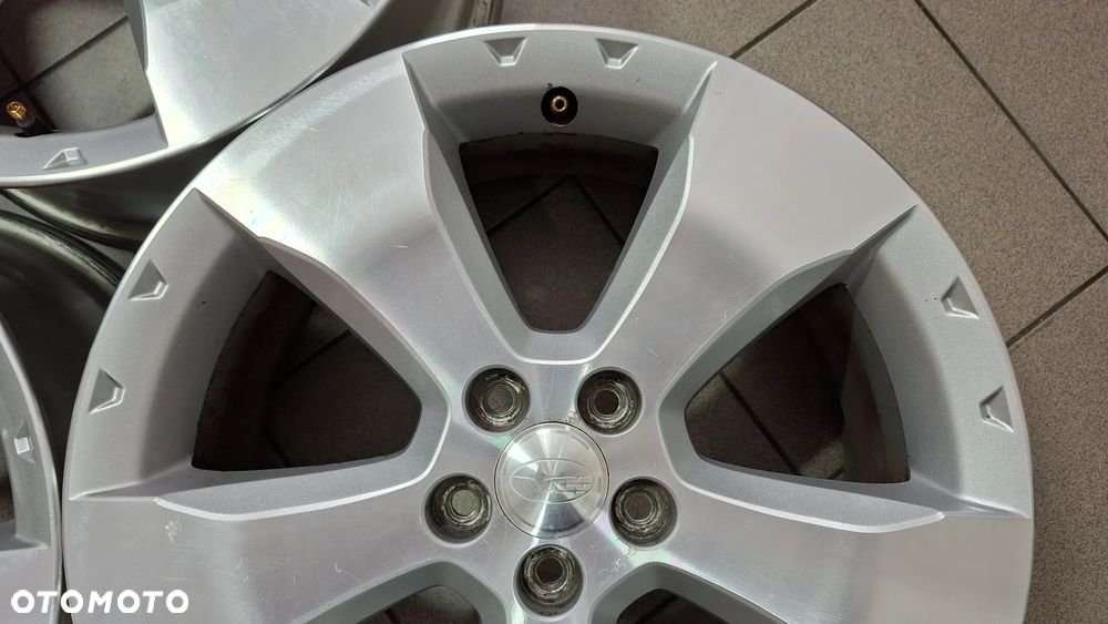 Felgi Aluminiowe 17 Subaru Forester 5x100 ET 48 - 7