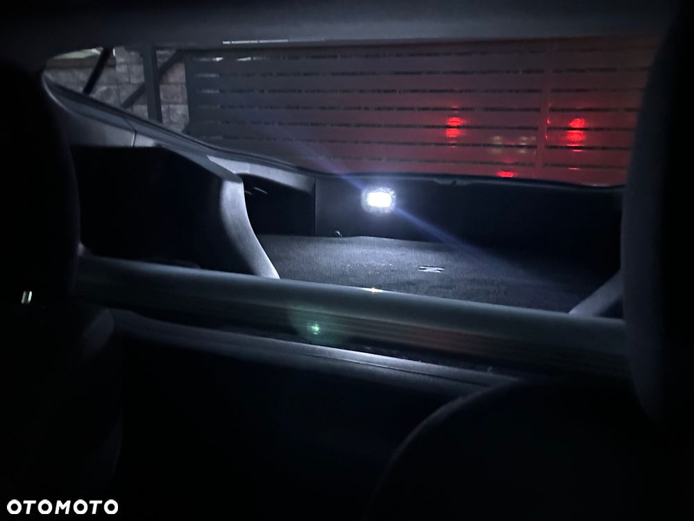 Nissan 370 Z - 31
