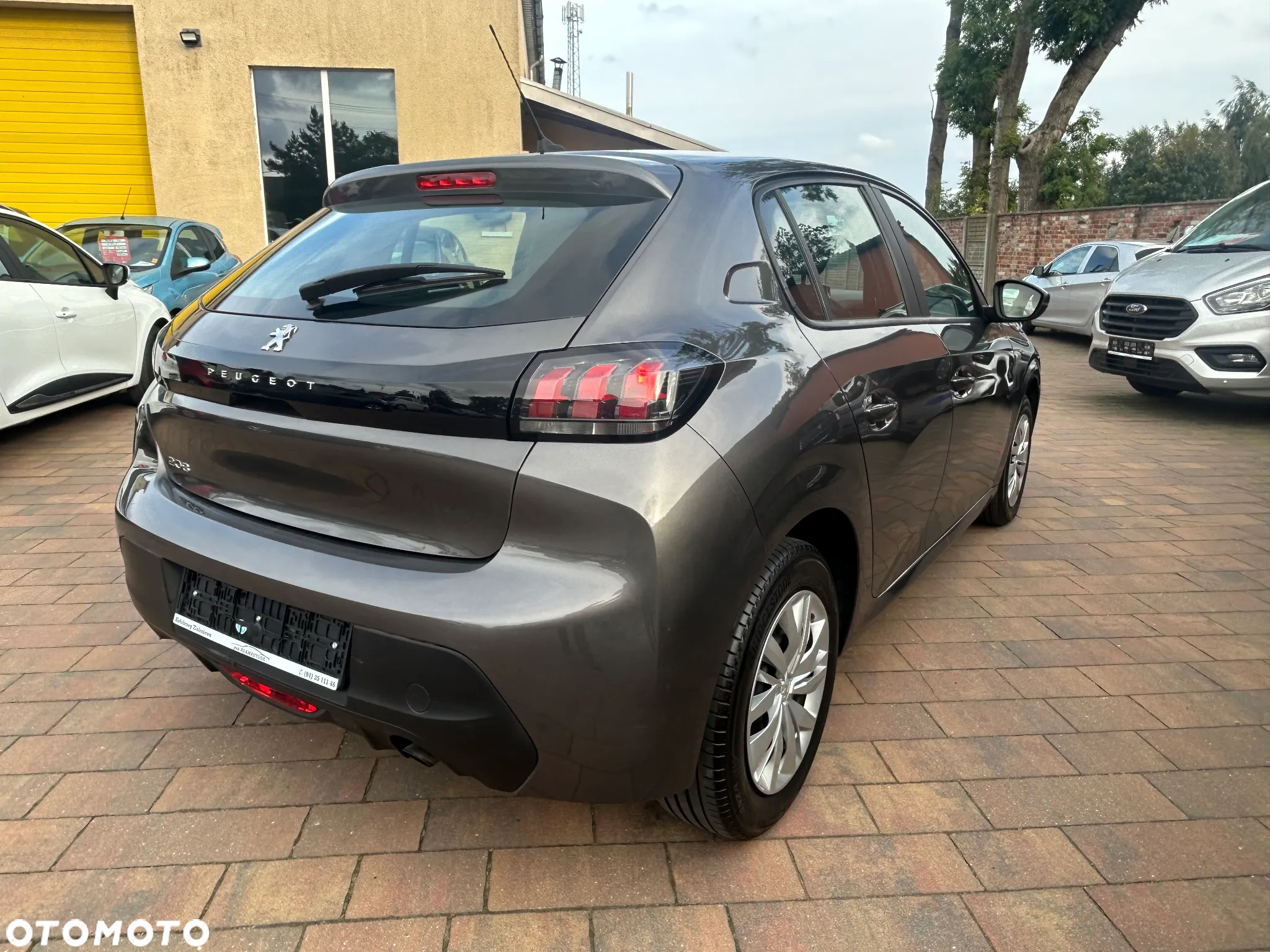 Peugeot 208 PureTech 75 Active - 8