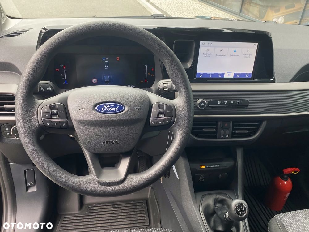 Ford Transit Courier - 8