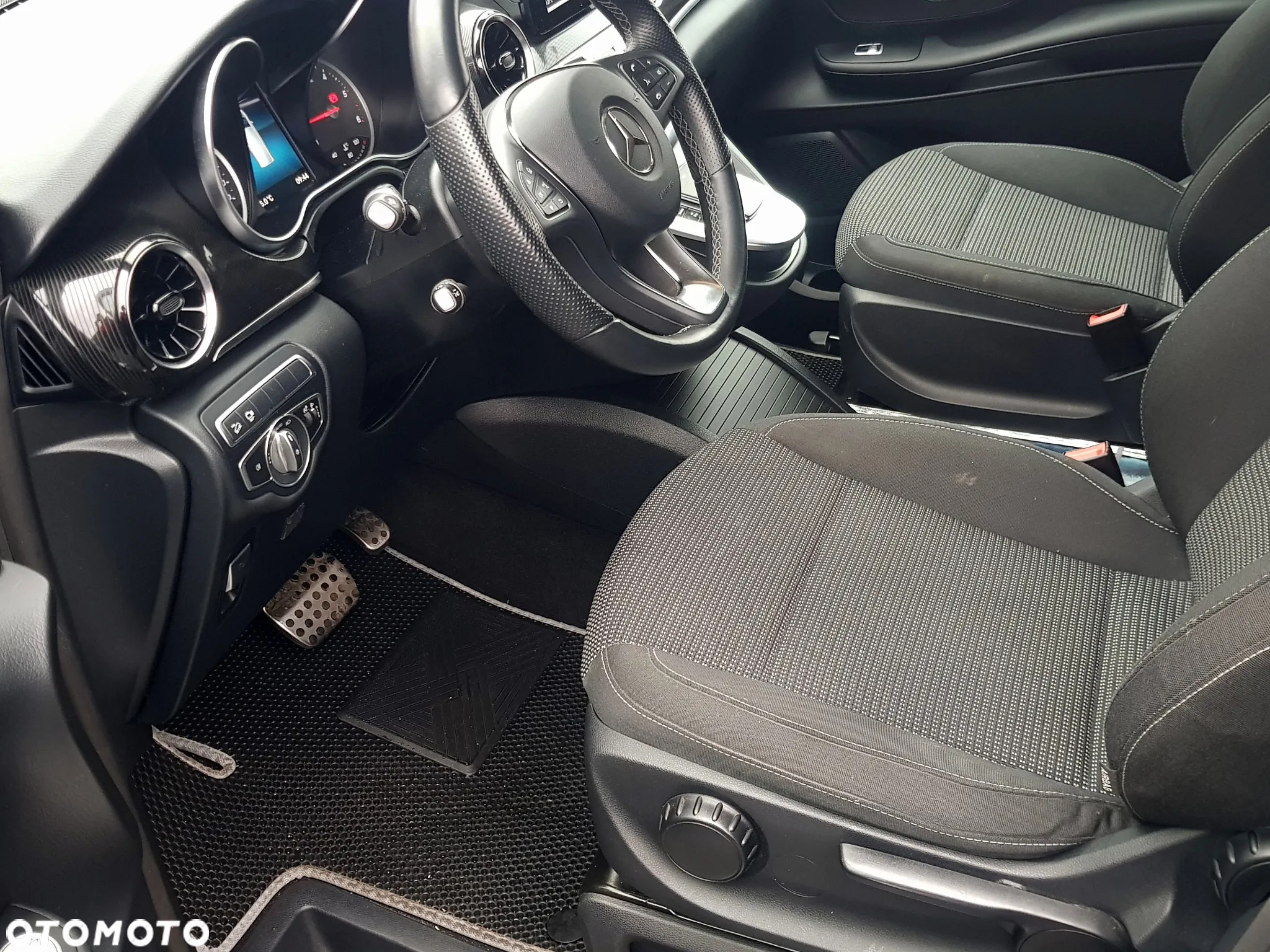 Mercedes-Benz Klasa V 250 d 4-Matic 9G-Tronic (ekstra d³) - 9