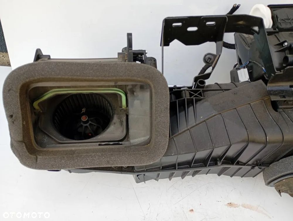 nagrzewnica obudowa dmuchawa nawiewu wentylator skoda octavia ii lift europa 1k1820015g - 2