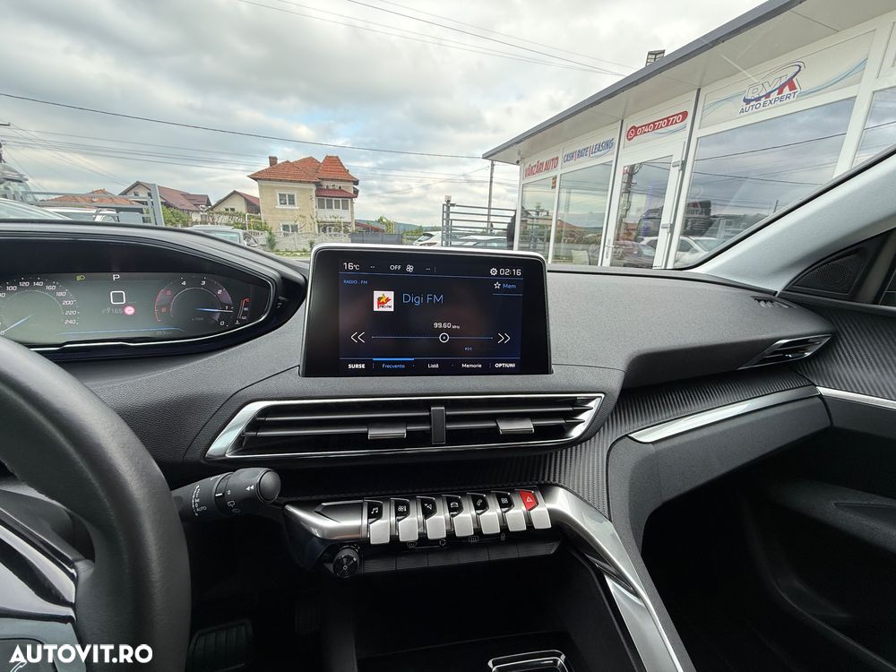 Peugeot 3008 1.5 BlueHDI S&S EAT8 GT-Line - 27