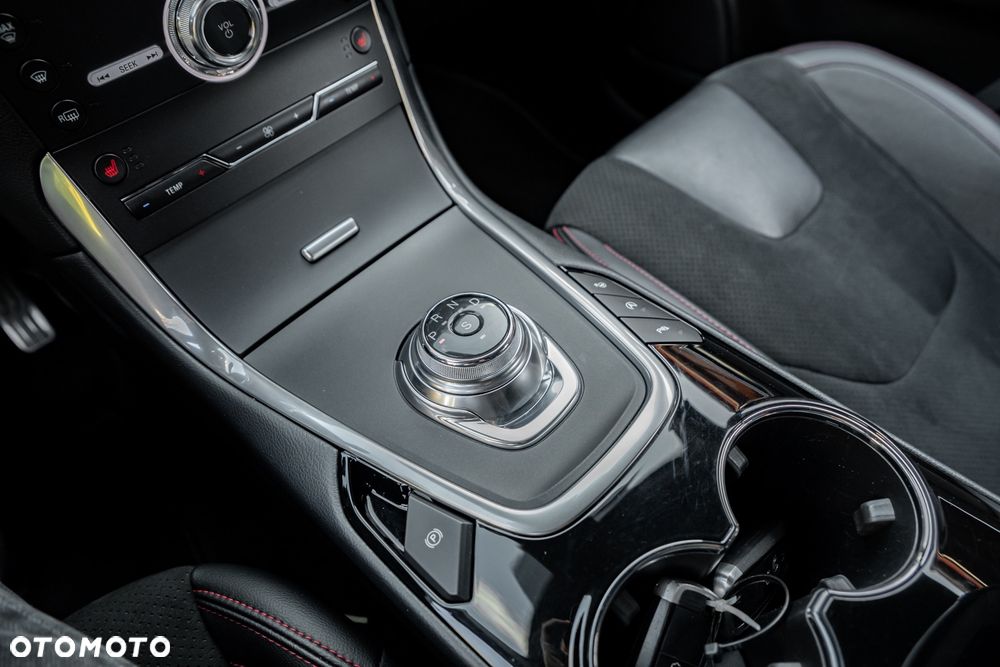 Ford S-Max 2.0 EcoBlue ST-Line - 38