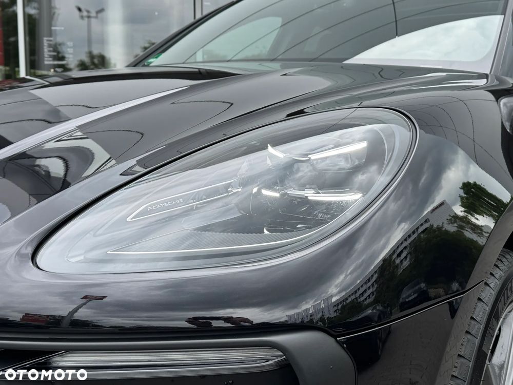 Porsche Macan T - 19