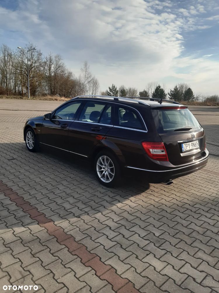 Mercedes-Benz Klasa C 220 CDI DPF Automatik BlueEFFICIENCY Avantgarde - 4