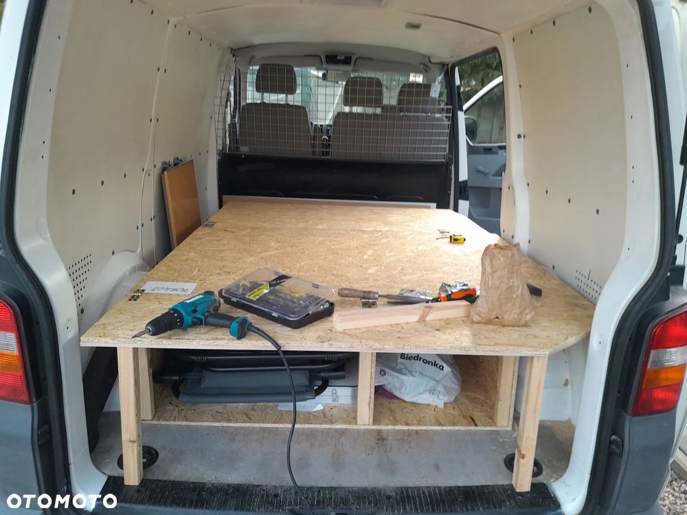 Volkswagen Transporter T5 TDI L1H1 - 12