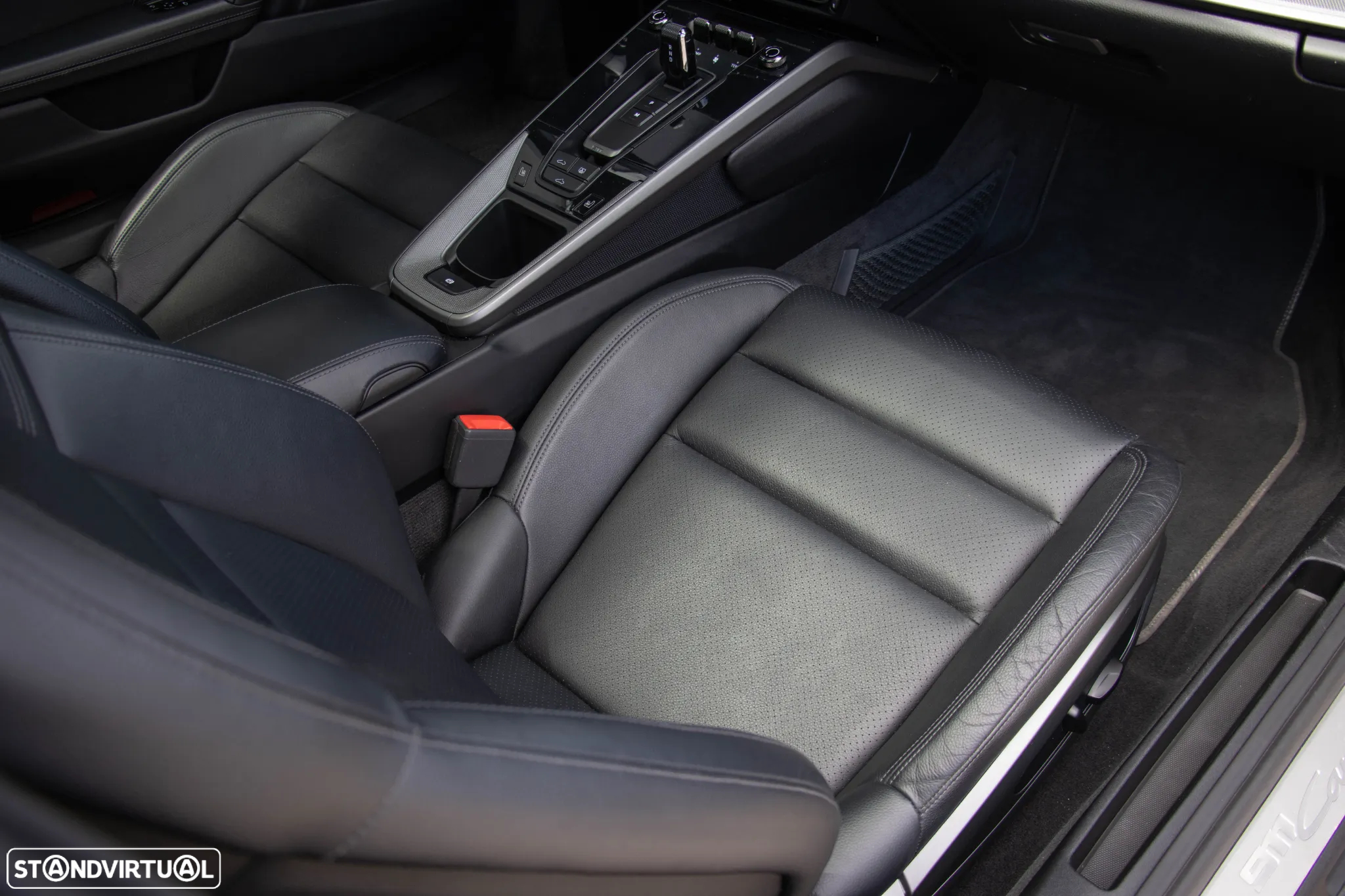 Porsche 911 (992) Carrera PDK - 30