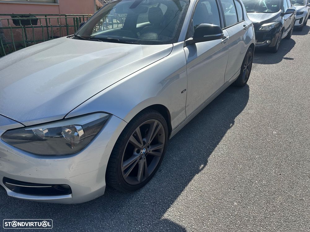 BMW 120 d Aut. Sport Line - 4