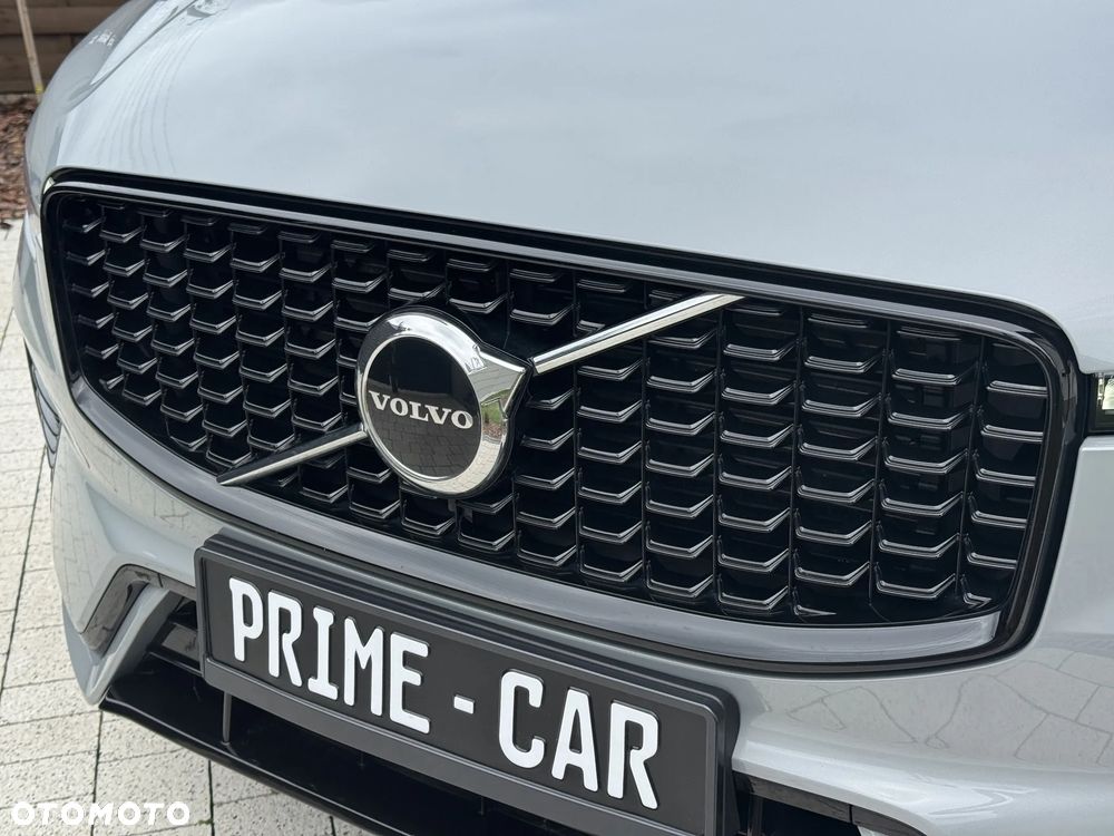 Volvo XC 60 B4 D AWD Plus Dark - 13