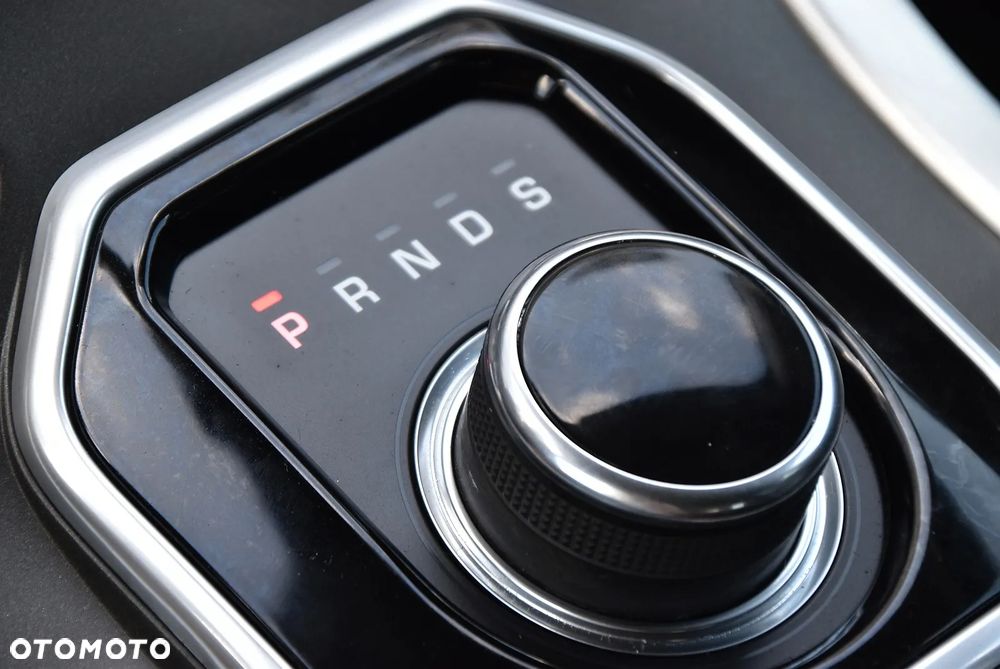 Land Rover Range Rover Evoque - 36