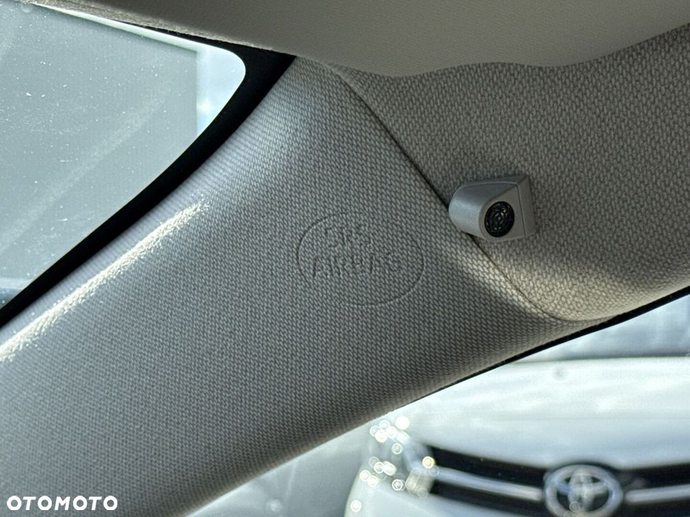 Toyota Corolla 1.8 Hybrid Comfort - 21