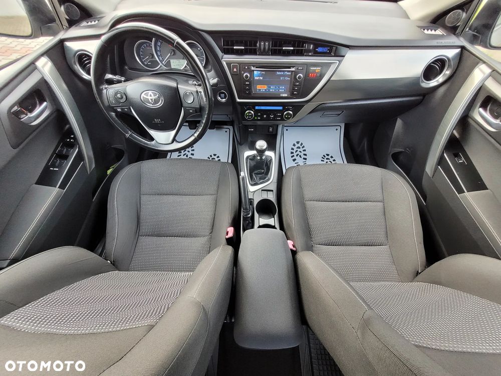 Toyota Auris 1.33 VVT-i Premium Comfort - 22