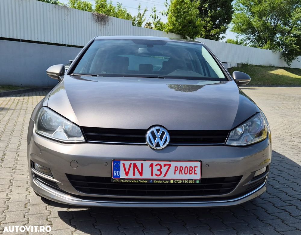 Volkswagen Golf 1.6 TDI Highline - 11