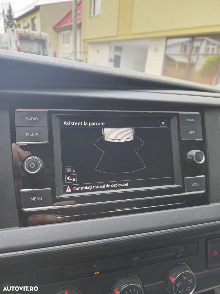 Volkswagen Transporter Sasiu CD T6.1 2.0 TDI 81 kW LR - 14