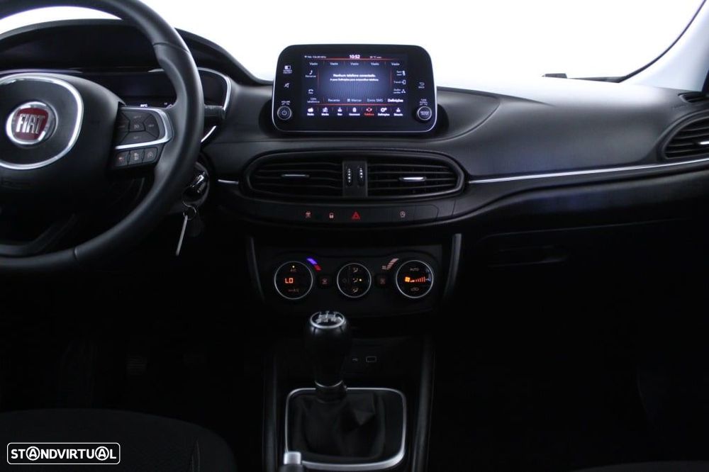 Fiat Tipo Station Wagon 1.3 M-Jet Lounge - 17