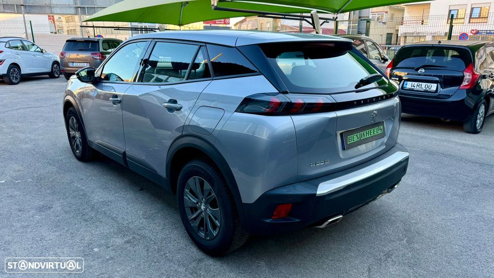 Peugeot 2008 1.2 PureTech Active Pack EAT8 - 6