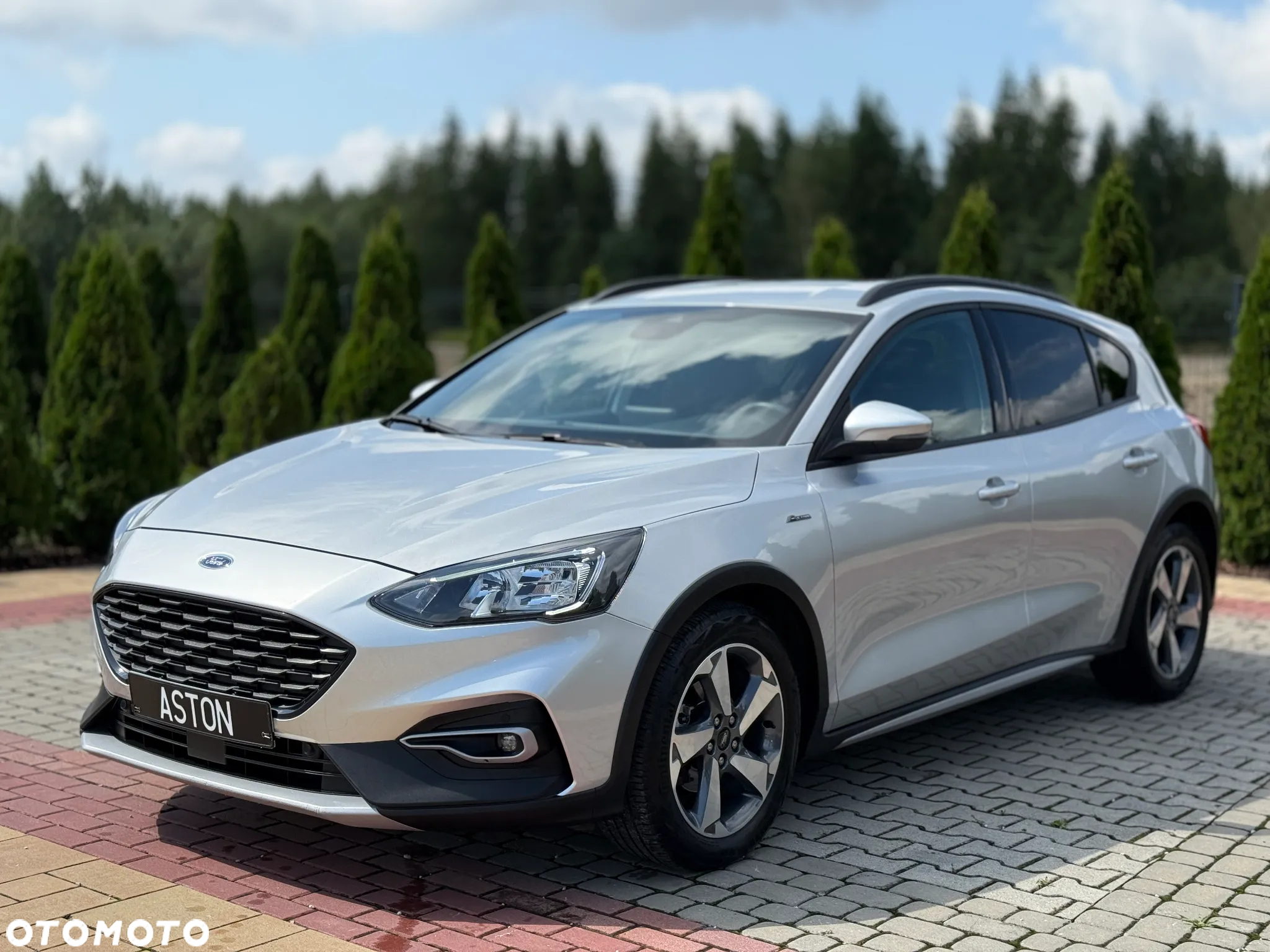 Ford Focus 1.0 EcoBoost Active - 12