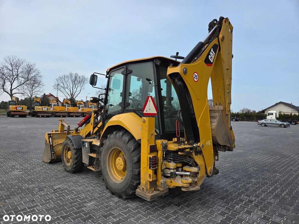 Caterpillar 428 F2 - 3