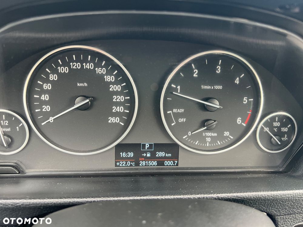 BMW Seria 3 318d - 14