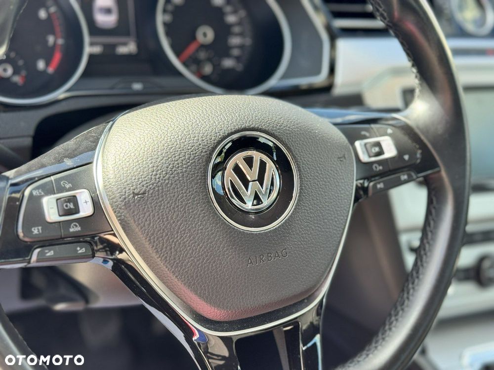 Volkswagen Passat 1.5 TSI EVO Comfortline - 20