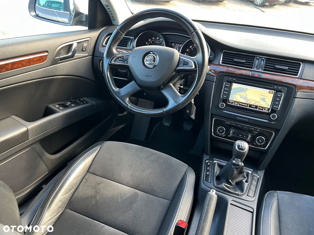 Skoda Superb 1.6 TDI Active Greenline - 20