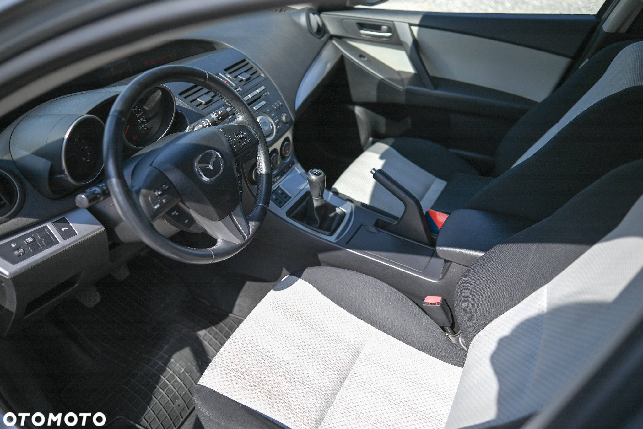 Mazda 3 1.6 Comfort - 8