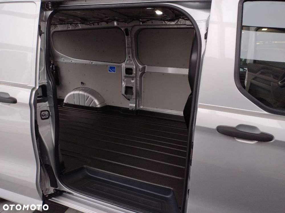Ford Transit Custom - 13